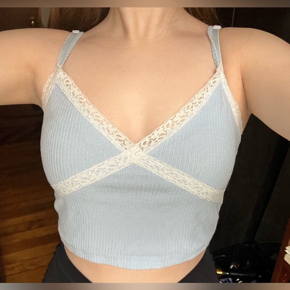 Crop Top - Picture 1 of 4